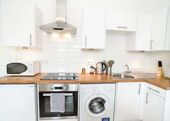 Modern Central Apartment